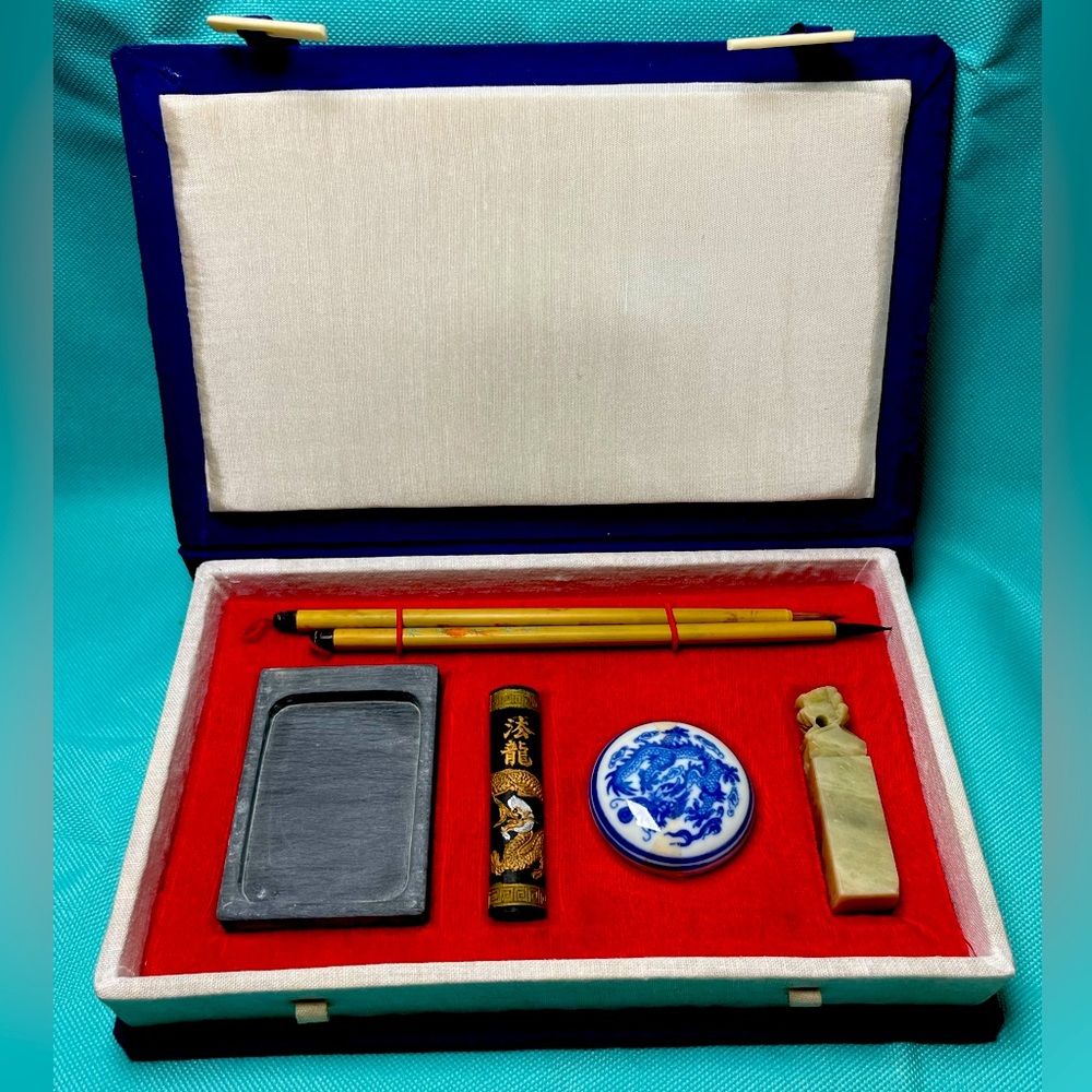 Vintage Chinese Ink Set